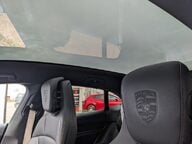 Porsche Taycan 4 CROSS TURISMO 24