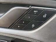 Porsche Taycan 4 CROSS TURISMO 27