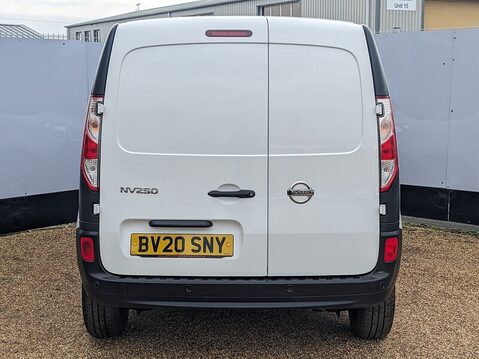 Nissan NV250 DCI ACENTA L1 8