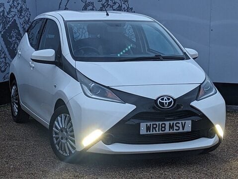 Toyota Aygo VVT-I X-PLAY 1