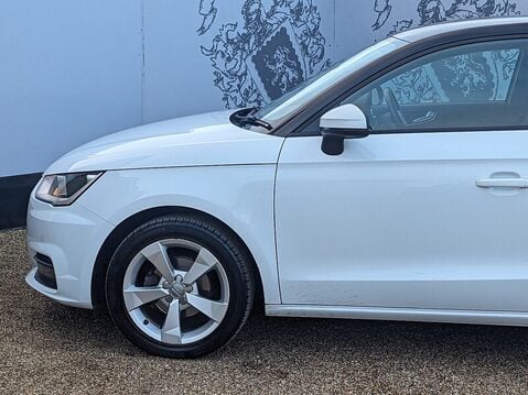 Audi A1 SPORTBACK TFSI SPORT 5