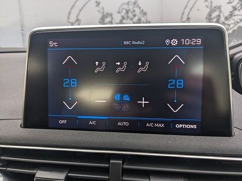 Peugeot 3008 BLUEHDI S/S ACTIVE PREMIUM 29