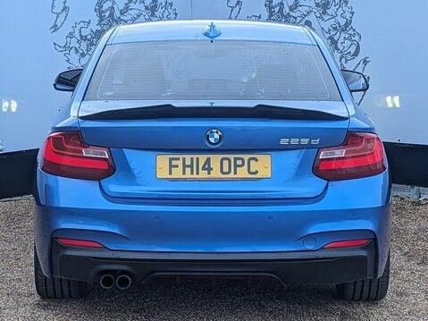 BMW 2 Series 225D M SPORT 8