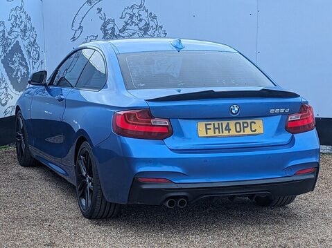 BMW 2 Series 225D M SPORT 7