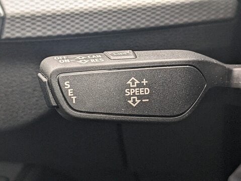 Audi Q2 TFSI SPORT 26