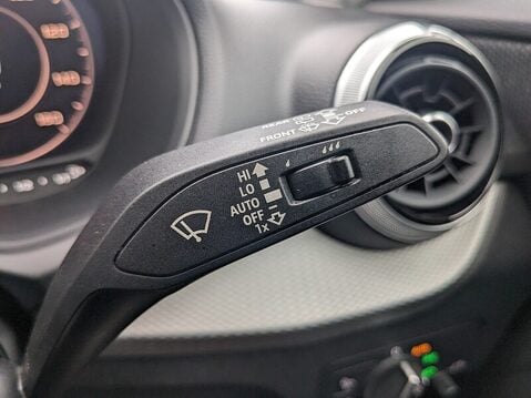 Audi Q2 TFSI SPORT 25