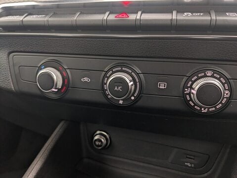 Audi Q2 TFSI SPORT 30