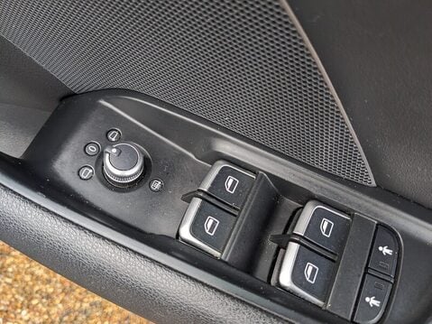 Audi A3 TDI S LINE NAV 28