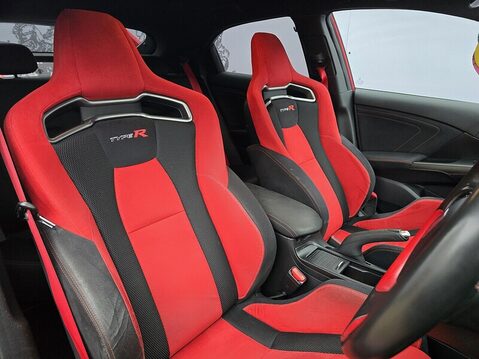 Honda Civic I-VTEC TYPE R GT 15