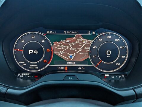 Audi Q2 TDI S LINE 32