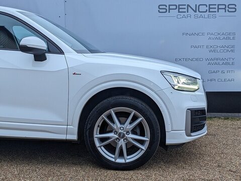 Audi Q2 TDI S LINE 9