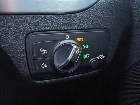 Audi Q2 TDI S LINE 19