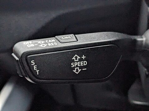 Audi Q2 TDI S LINE 23