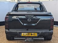 Nissan Navara DCI N-GUARD SHR DCB 8
