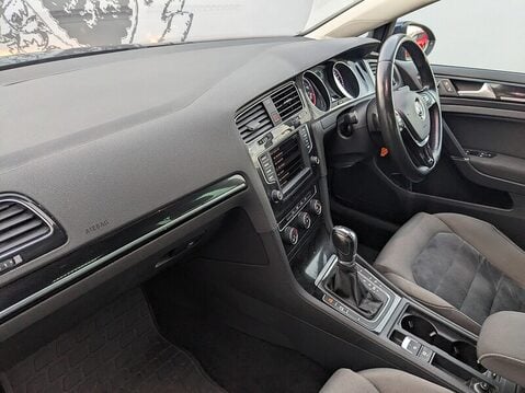 Volkswagen Golf GT TSI ACT BLUEMOTION TECHNOLOGY DSG 15