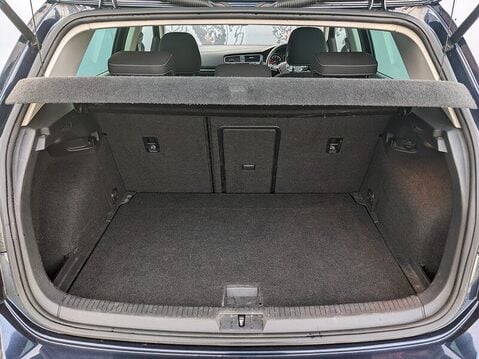 Volkswagen Golf GT TSI ACT BLUEMOTION TECHNOLOGY DSG 13