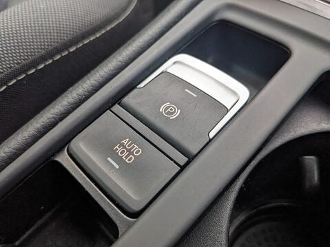 Volkswagen Golf GT TSI ACT BLUEMOTION TECHNOLOGY DSG 24