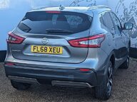 Nissan Qashqai DIG-T TEKNA 11