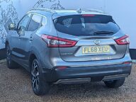 Nissan Qashqai DIG-T TEKNA 10