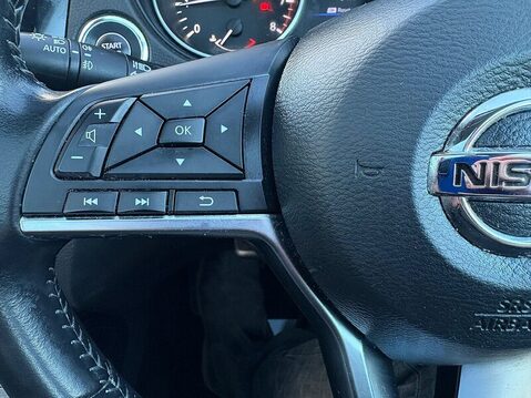 Nissan Qashqai DIG-T TEKNA 23