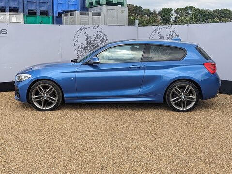 BMW 1 Series 118D M SPORT 4