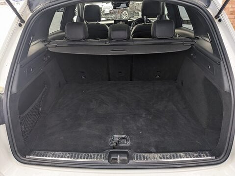 Mercedes-Benz GLC GLC 250 D 4MATIC AMG LINE PREMIUM PLUS 19