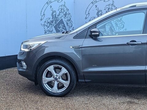 Ford Kuga TITANIUM X 5