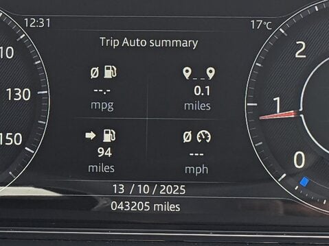 Jaguar E-Pace R-DYNAMIC HSE 35