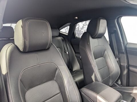 Jaguar E-Pace R-DYNAMIC HSE 13