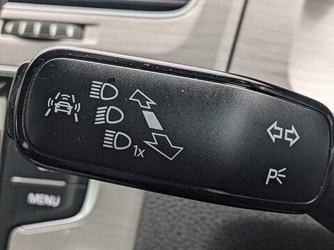 Volkswagen Golf MATCH TDI BLUEMOTION TECHNOLOGY 27