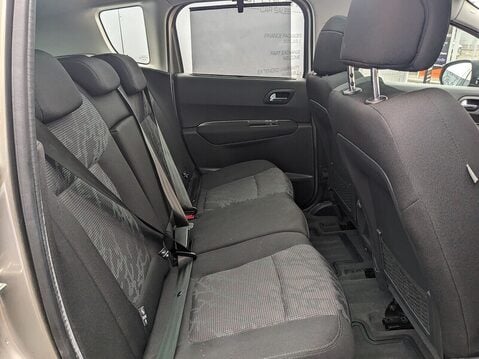 Peugeot 3008 EXCLUSIVE HDI 4