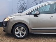 Peugeot 3008 EXCLUSIVE HDI 33