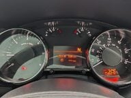 Peugeot 3008 EXCLUSIVE HDI 30