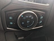 Ford Focus TITANIUM TDCI 26