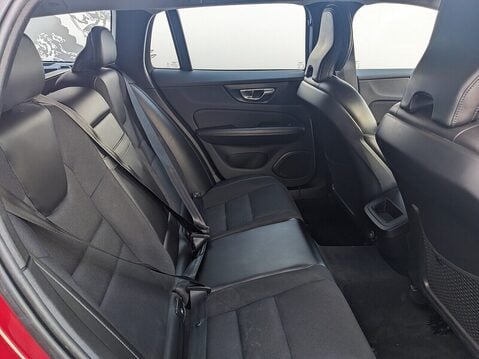 Volvo V60 D3 MOMENTUM 6