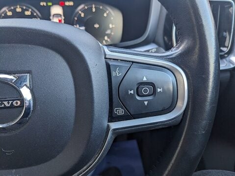 Volvo V60 D3 MOMENTUM 20