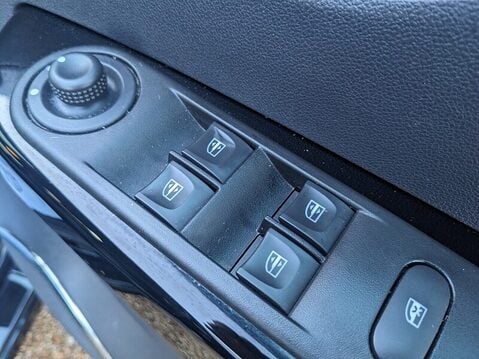 Renault Captur DYNAMIQUE NAV TCE 17