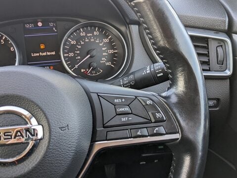 Nissan Qashqai DIG-T N-CONNECTA DCT 22