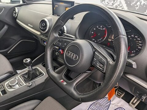 Audi A3 TFSI S LINE 18