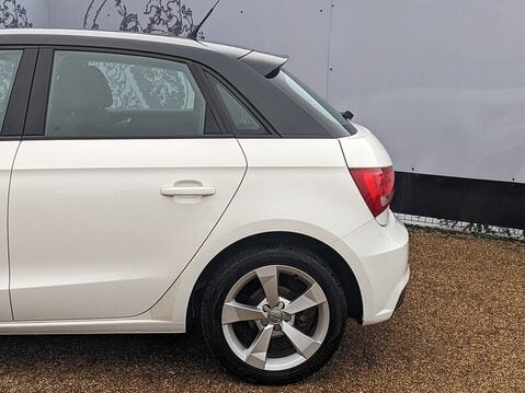 Audi A1 SPORTBACK TFSI SPORT 33