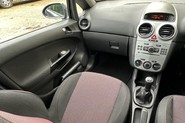 Vauxhall Corsa SXI 16V 40