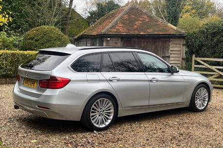 BMW 3 Series 328I LUXURY TOURING 12