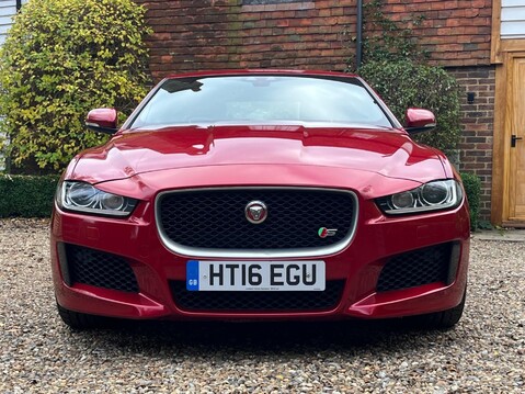 Jaguar XE S 