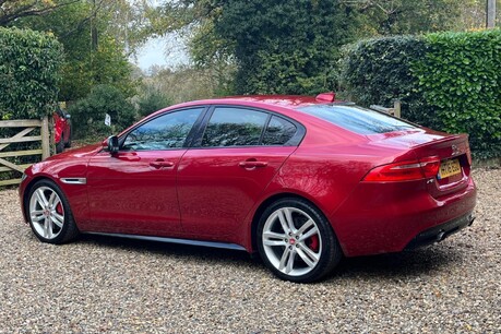 Jaguar XE S 8