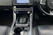 Jaguar XE S 30