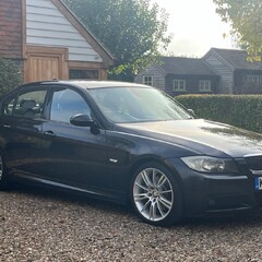 BMW 3 Series 325D M SPORT 4