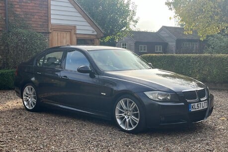 BMW 3 Series 325D M SPORT 6