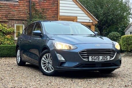 Ford Focus TITANIUM 6