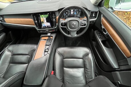 Volvo V90 D4 INSCRIPTION 18