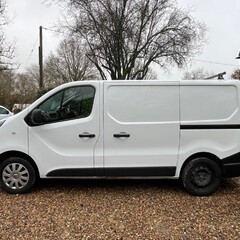 Renault Trafic SL27 BUSINESS DCI 4